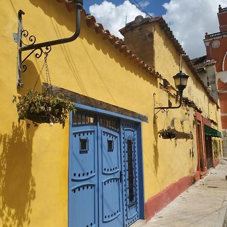 Casa Carmen Hotel San Cristobal de las Casas Luaran gambar